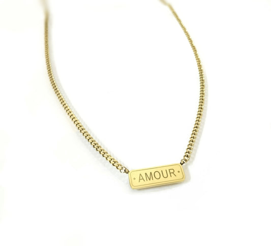 Amour Necklace Gold