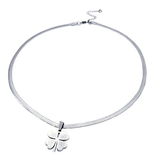 Clover Necklace Silver